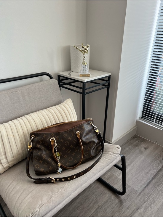 Louis Vuitton Handbags - Louis Vuitton Monogram bag